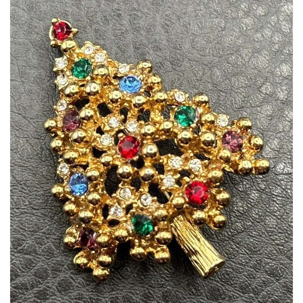 Vintage Colorful Christmas Tree Brooch Rhinestone Red Green Blue Gold Tone